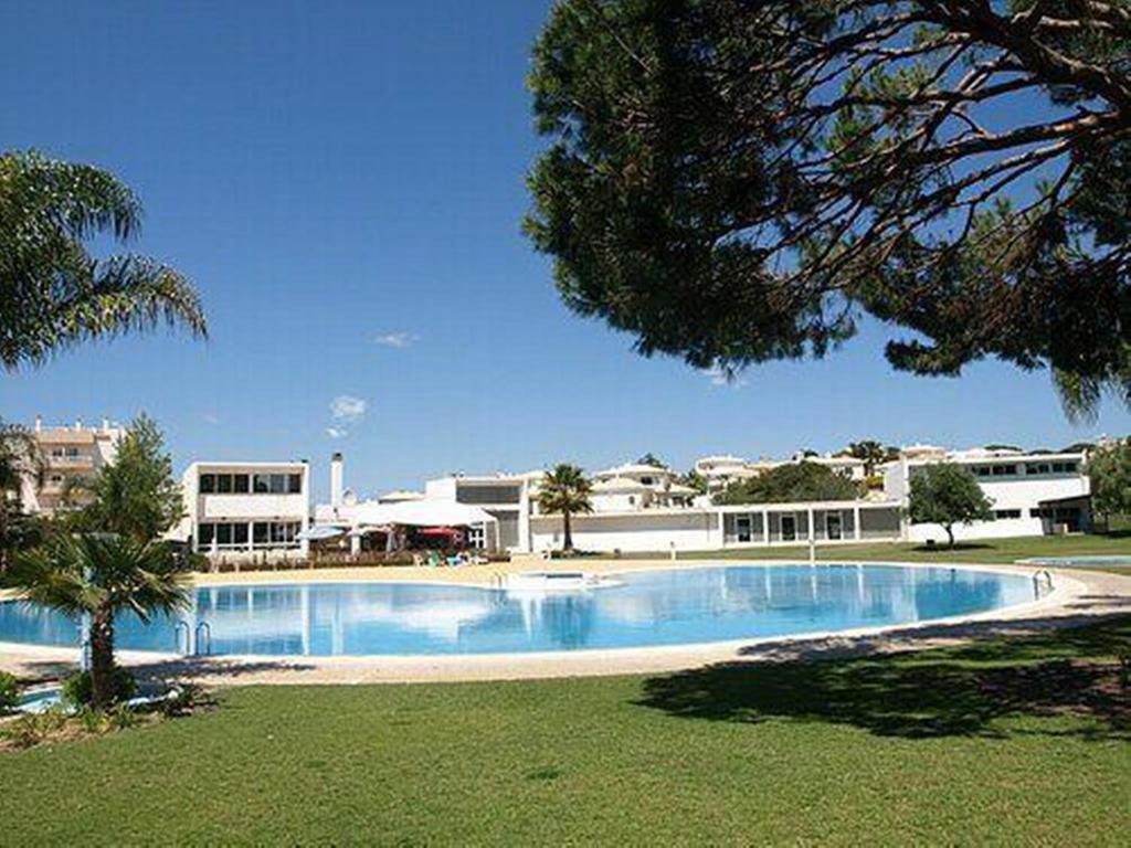 Sunny Apartment Al-Sakia, Quarteira, Vilamoura Exterior photo