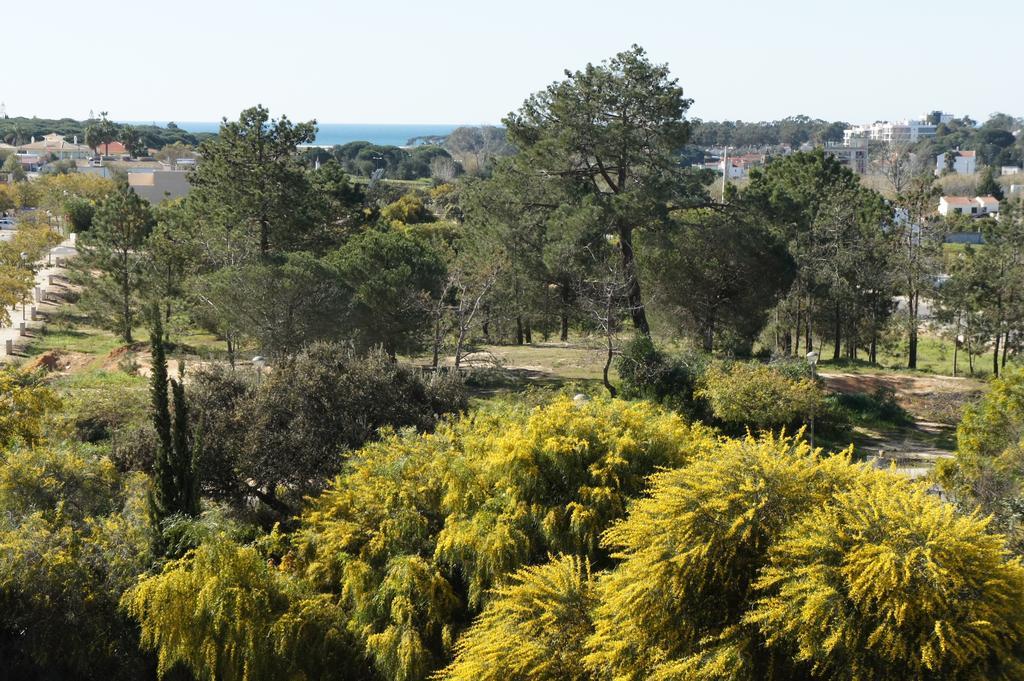 Sunny Apartment Al-Sakia, Quarteira, Vilamoura Exterior photo
