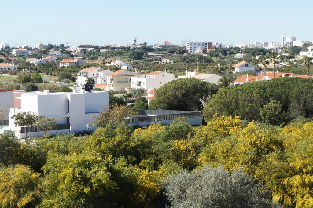 Sunny Apartment Al-Sakia, Quarteira, Vilamoura Exterior photo